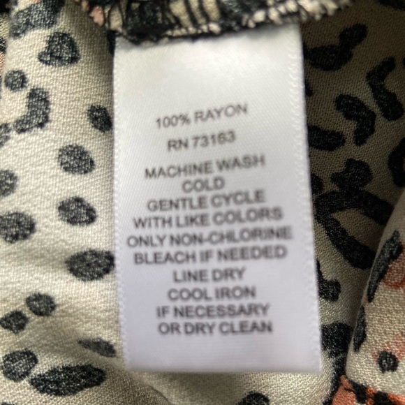 CUPID sleeveless leopard print blouse  SZ  42  XXL - Picture 8 of 10